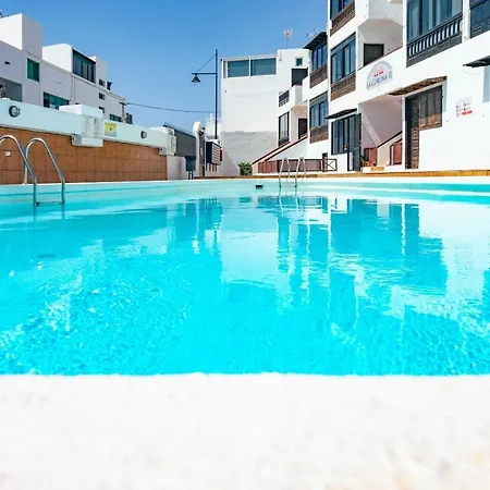Nina In Old Town Pool Wifi Apartment *