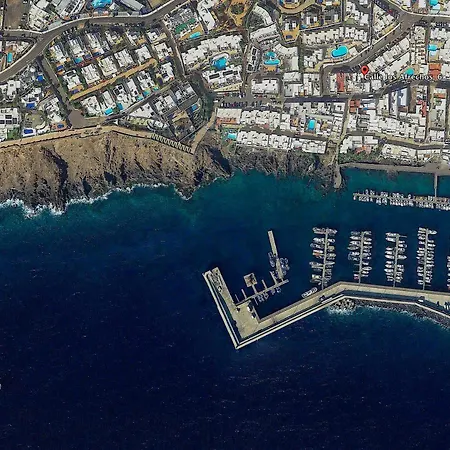 Nina In Old Town Pool Wifi Apartment Puerto del Carmen (Lanzarote)